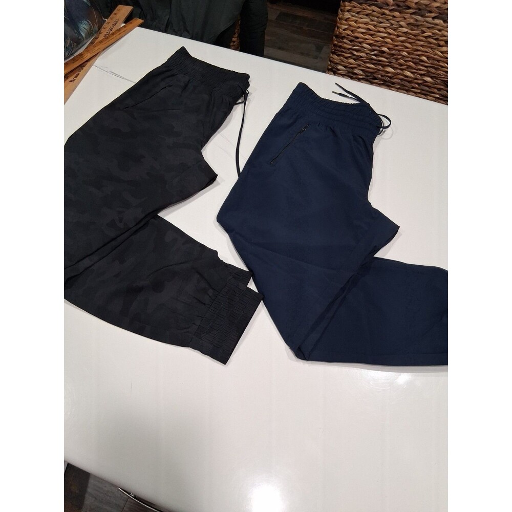 Set Of 2 Danskin Women’s Camo And Blue Jogger Pants M  Activewear  B21